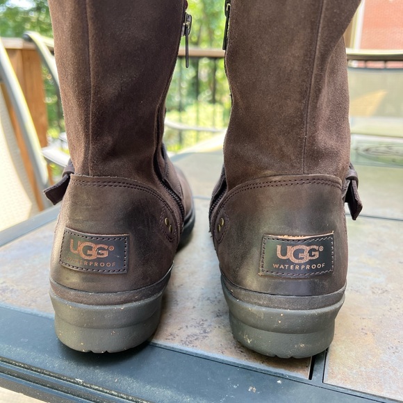 UGG Womens Thomsen Waterproof Boots Sz 11 - Picture 3 of 6